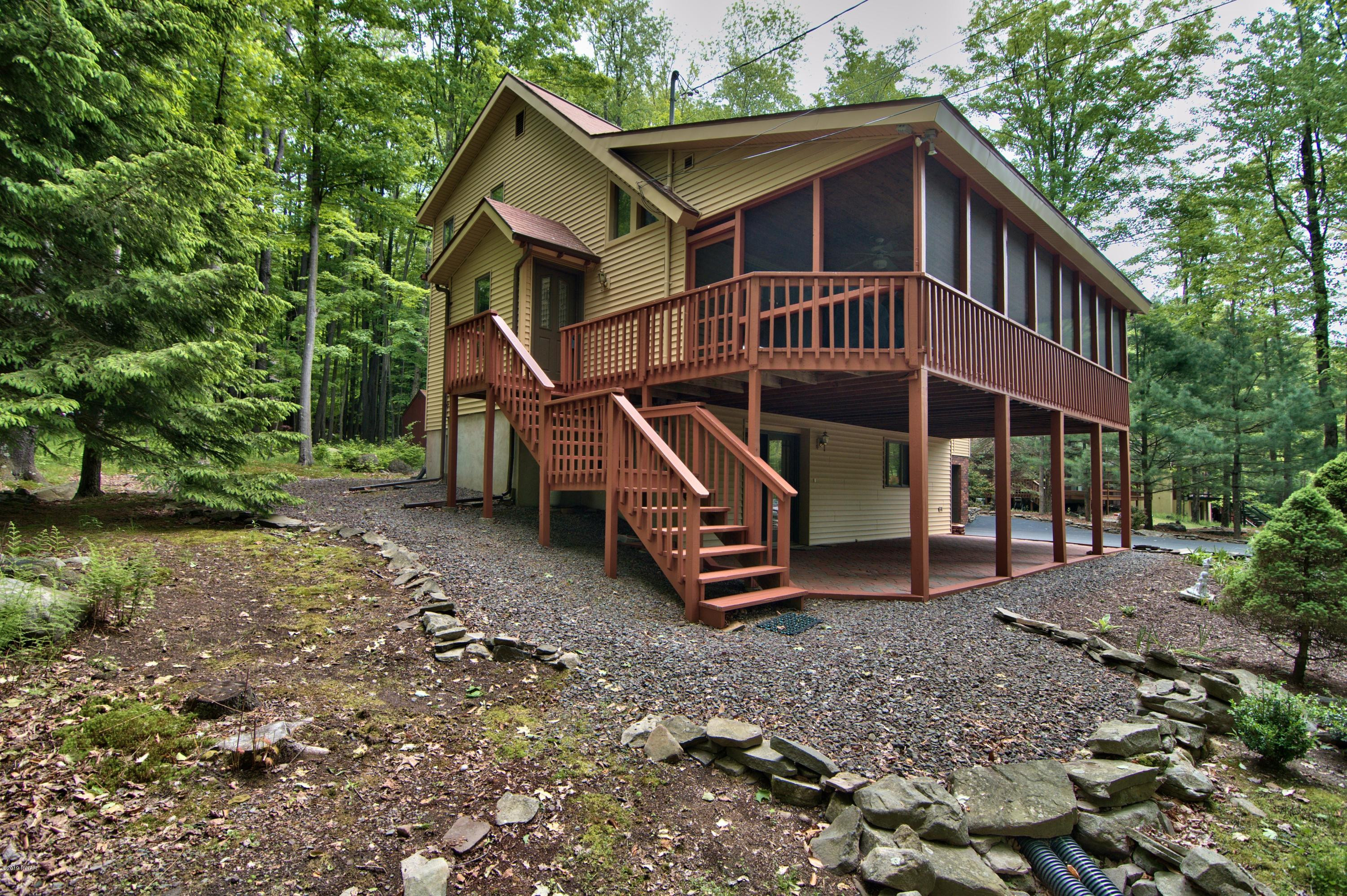 237 Ridgewood Circle Lake Ariel, PA 18436 - Photo 2 of 22 2-Photo