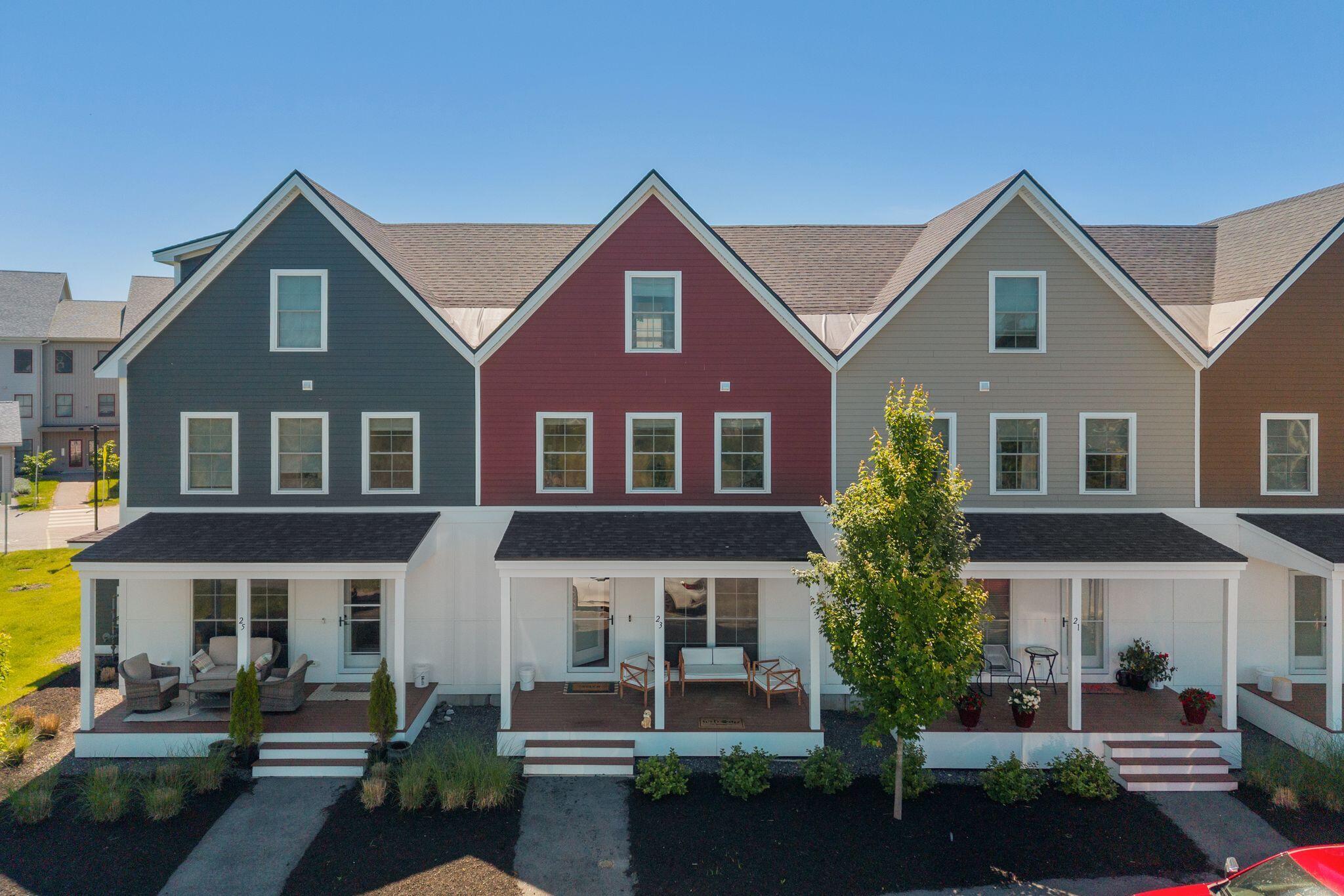 23 Frontrunner Way, Unit B1B Scarborough, ME 04074 - Photo 5 of 41 Welcome Home