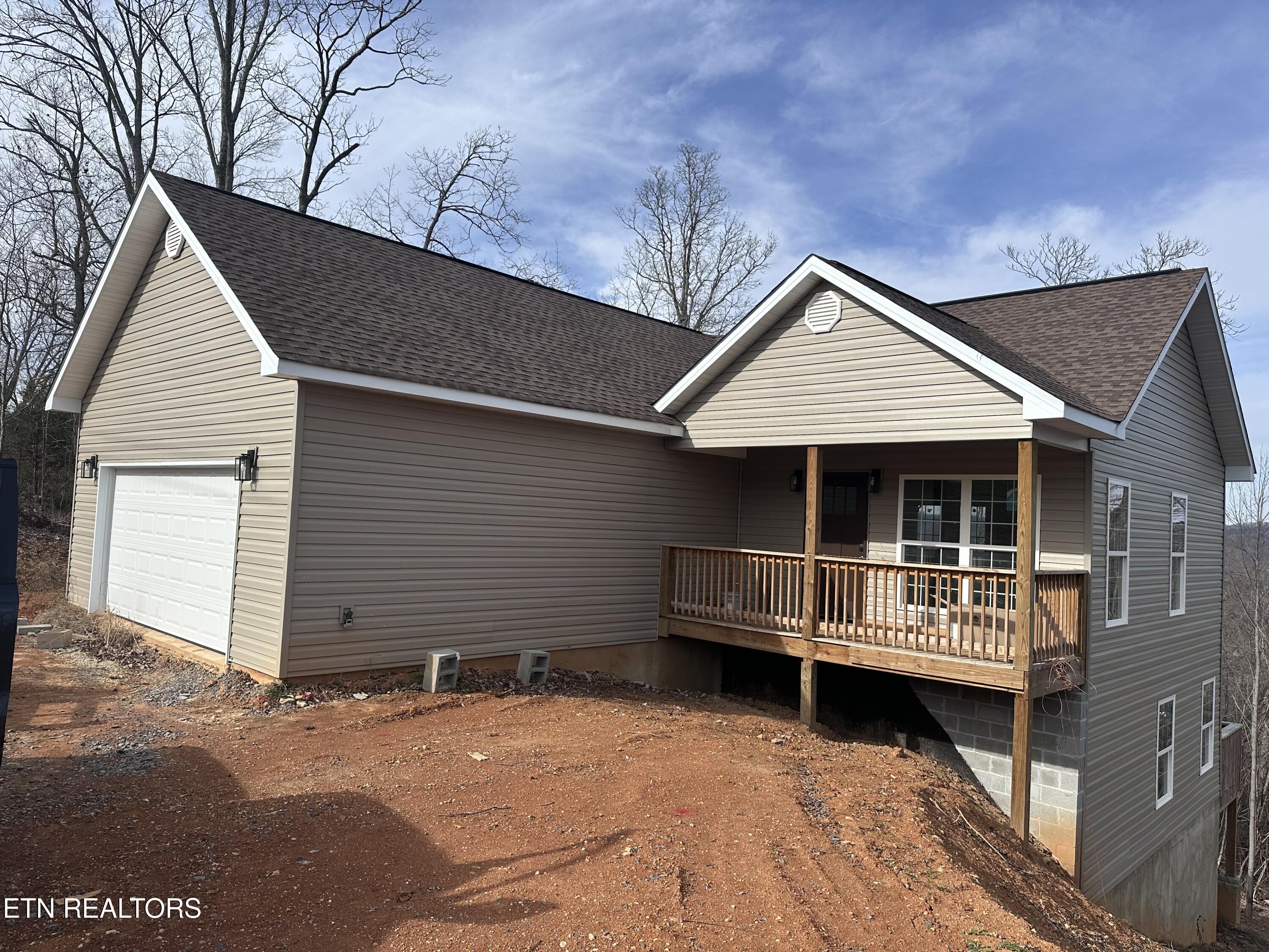 568 Low Valley Road Dandridge, TN 37725 - Photo 4 of 20 IMG_1759