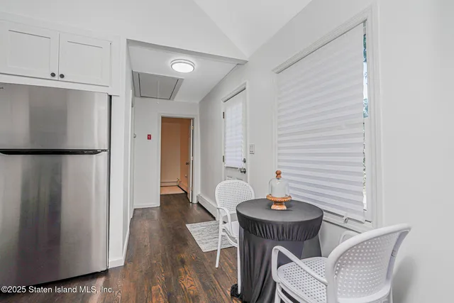 $599,999 | 422 Hunter Avenue | Midland Beach