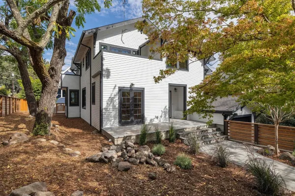 $3,000,000 | 52 Austin Avenue, San Anselmo, CA 94960