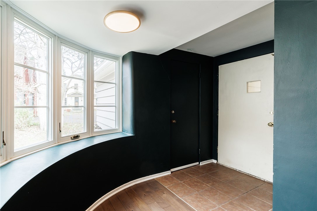 437 North Landing Road Brighton, NY 14625 - Photo 12 of 46