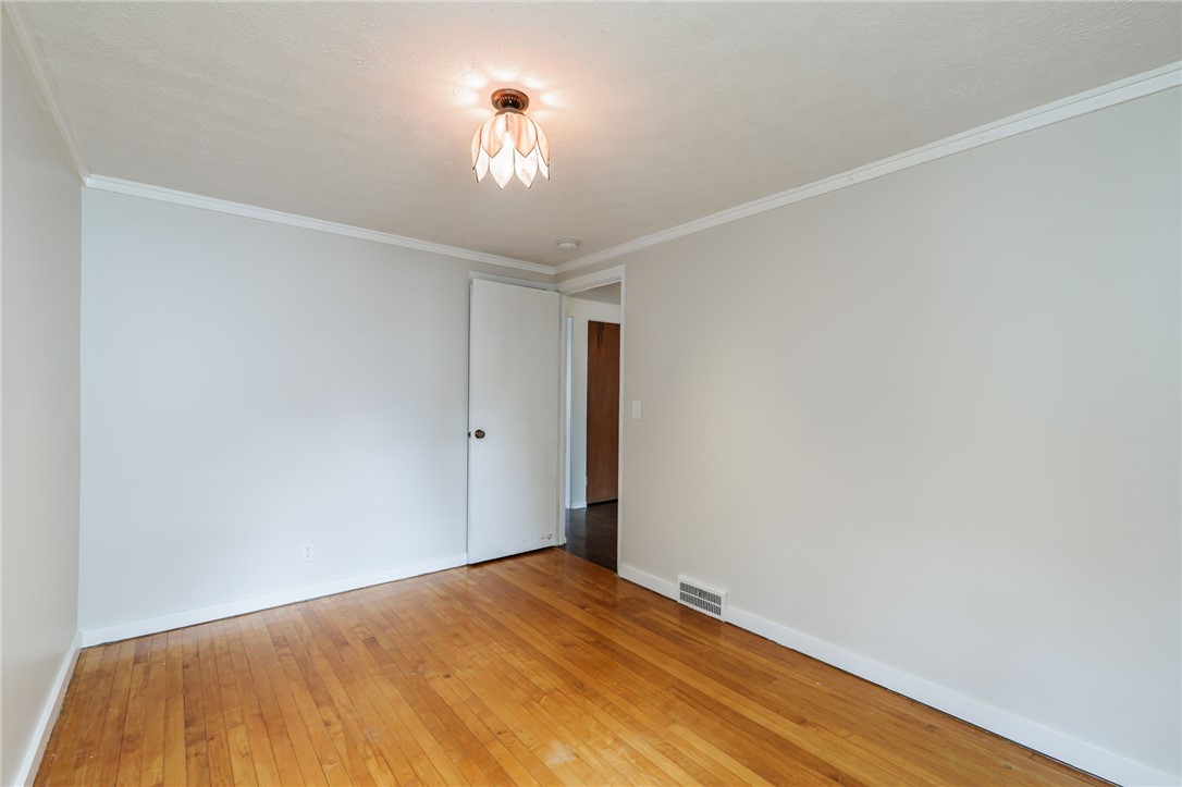 437 North Landing Road Brighton, NY 14625 - Photo 18 of 46