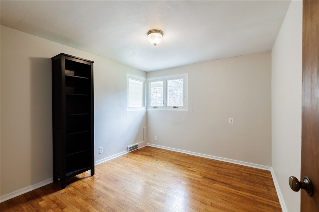 437 North Landing Road Brighton, NY 14625 - Photo 24 of 46