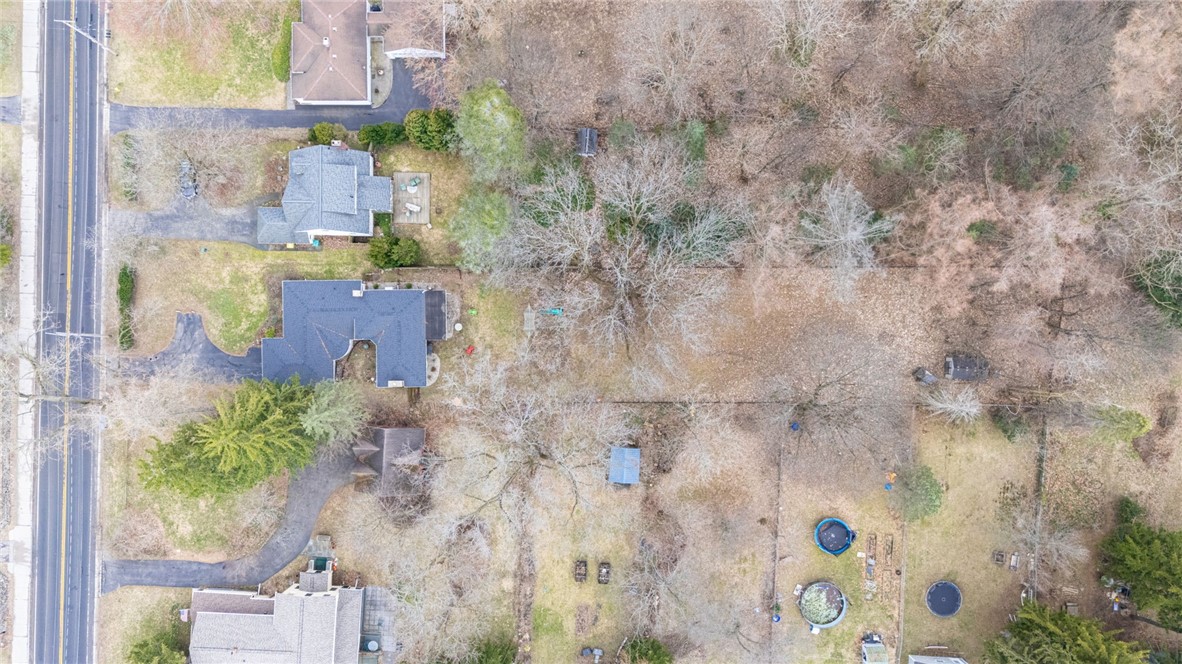 437 North Landing Road Brighton, NY 14625 - Photo 3 of 46