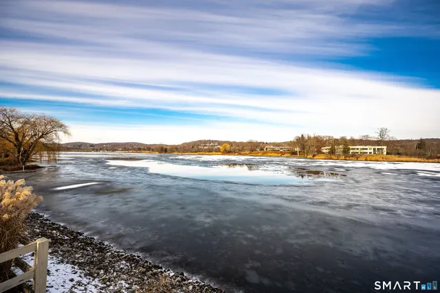 $399,900 | 11 Boulevard Drive, Unit 13, Danbury, CT 06810