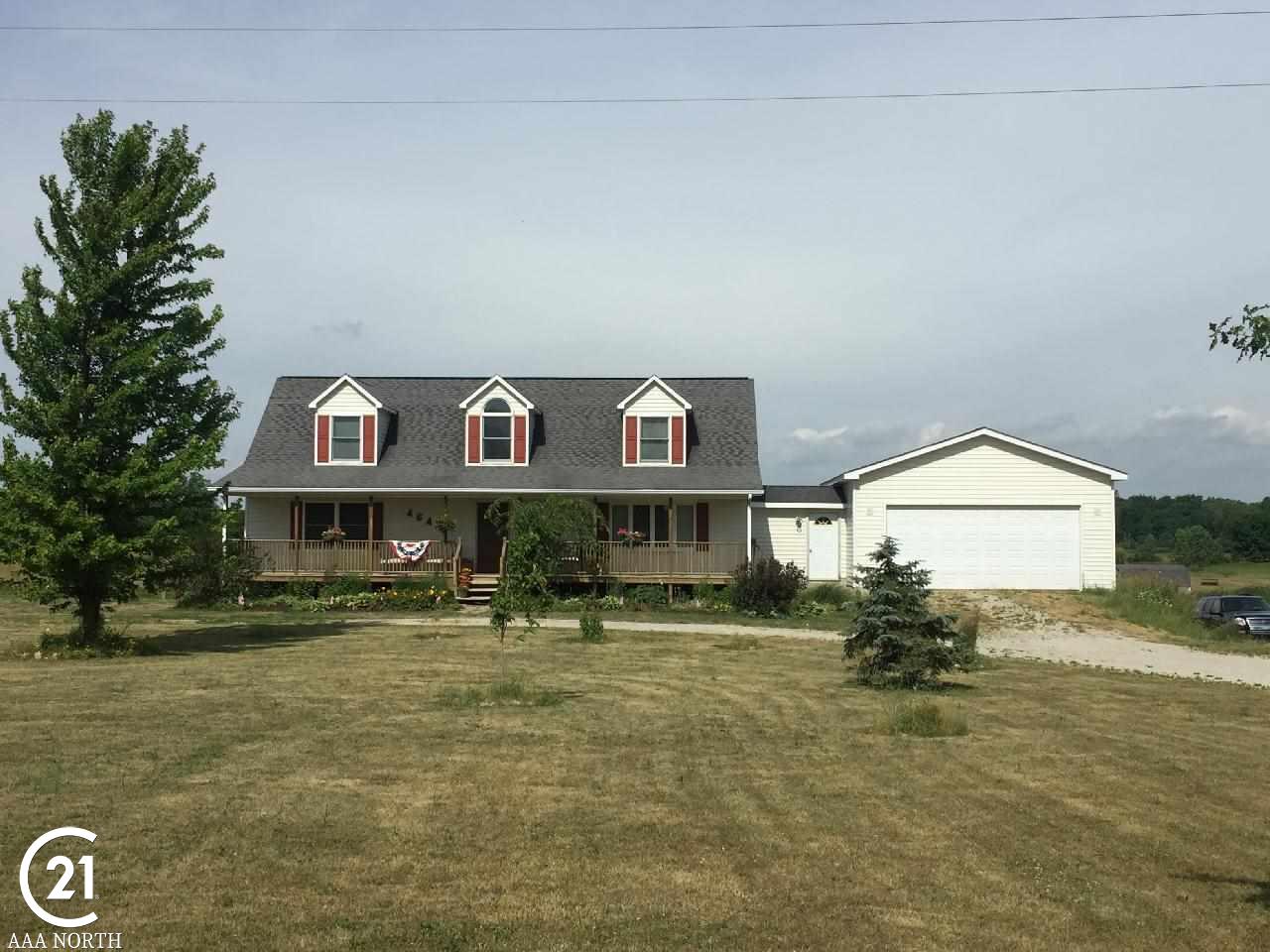 4647 Knoll Road Capac, MI 48014 - Photo 1 of 16 4647 Knoll Rd