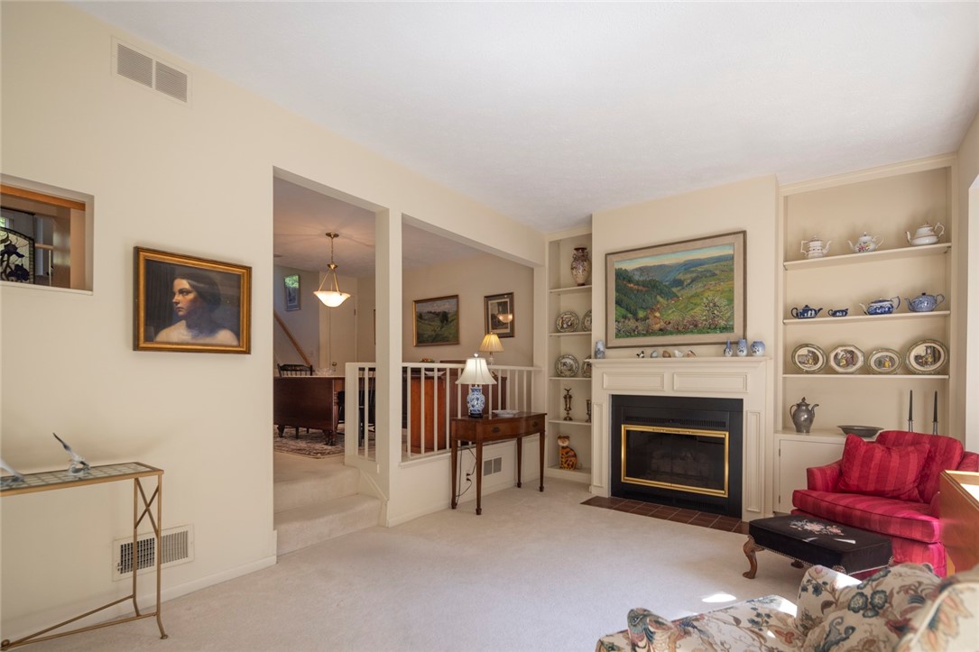 30 Menlo Place Rochester, NY 14620 - Photo 13 of 32