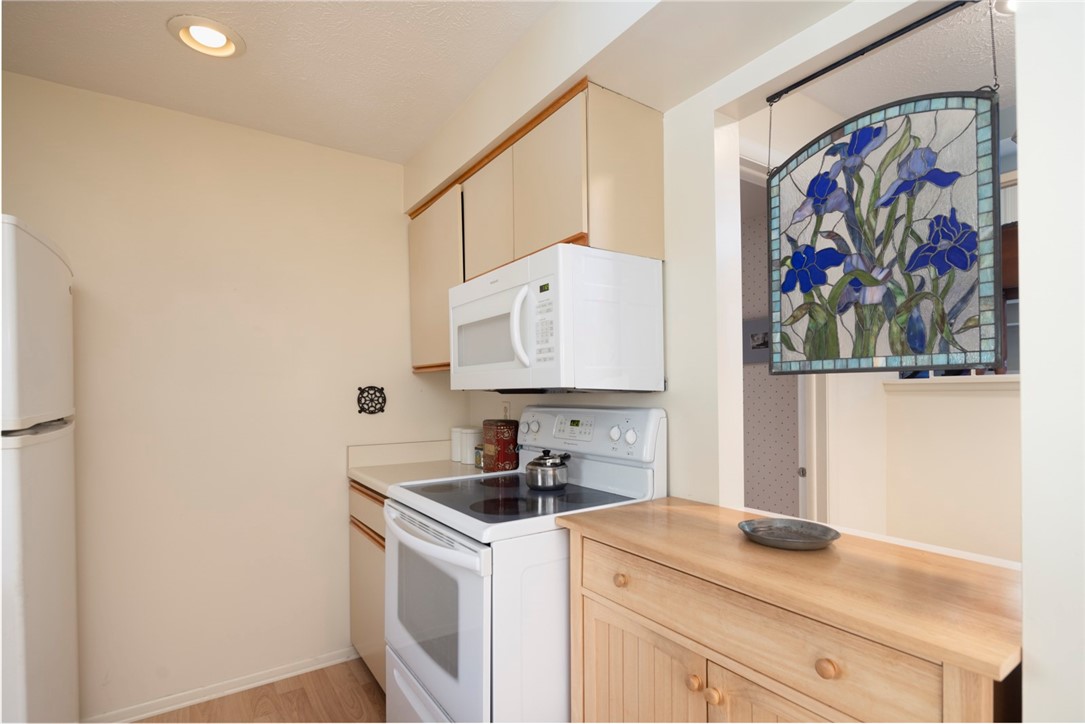 30 Menlo Place Rochester, NY 14620 - Photo 6 of 32