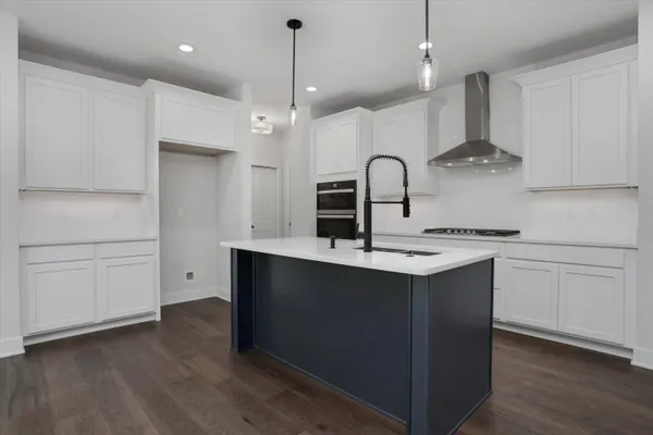 $649,900 | 359 Amelia Circle, South Lyon, MI 48178