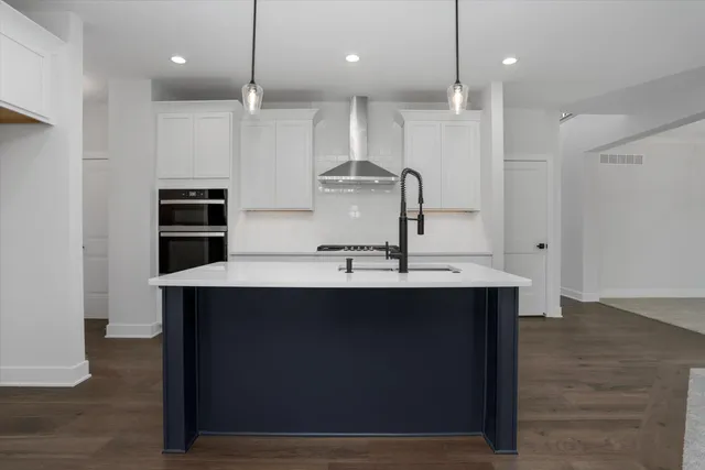 $649,900 | 359 Amelia Circle, South Lyon, MI 48178