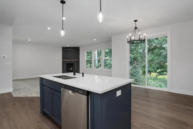 $649,900 | 359 Amelia Circle, South Lyon, MI 48178