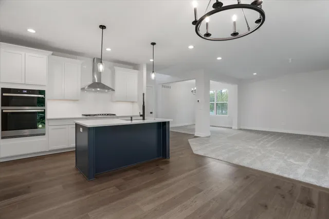 $649,900 | 359 Amelia Circle, South Lyon, MI 48178