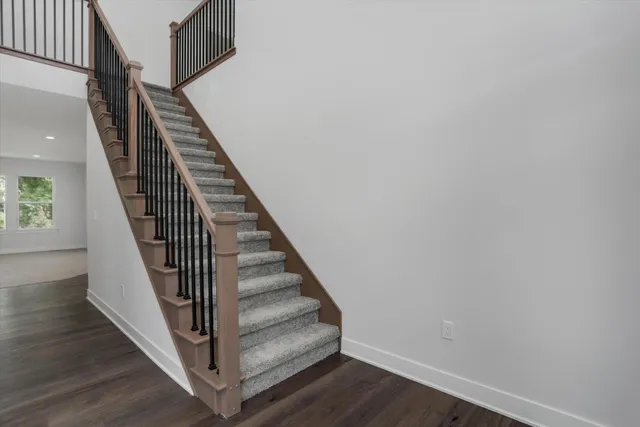 $649,900 | 359 Amelia Circle, South Lyon, MI 48178