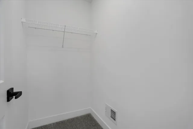 $649,900 | 359 Amelia Circle, South Lyon, MI 48178