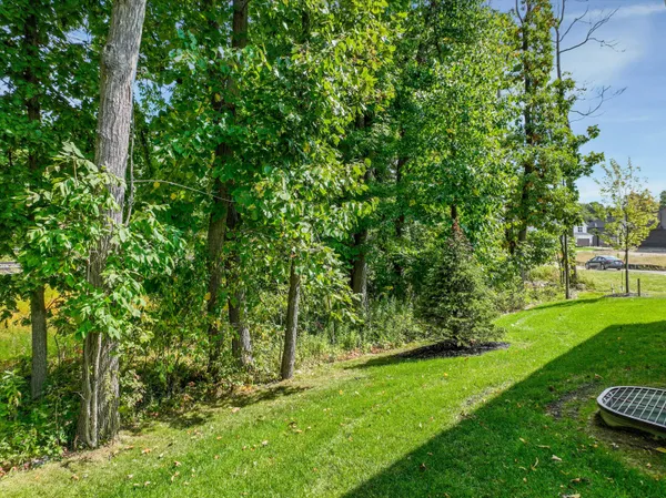 $649,900 | 359 Amelia Circle, South Lyon, MI 48178