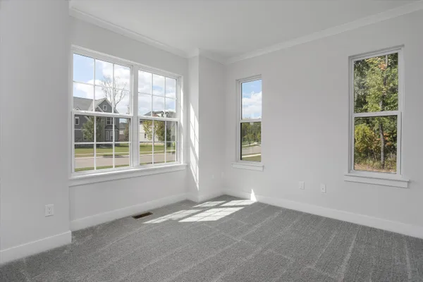 $649,900 | 359 Amelia Circle, South Lyon, MI 48178