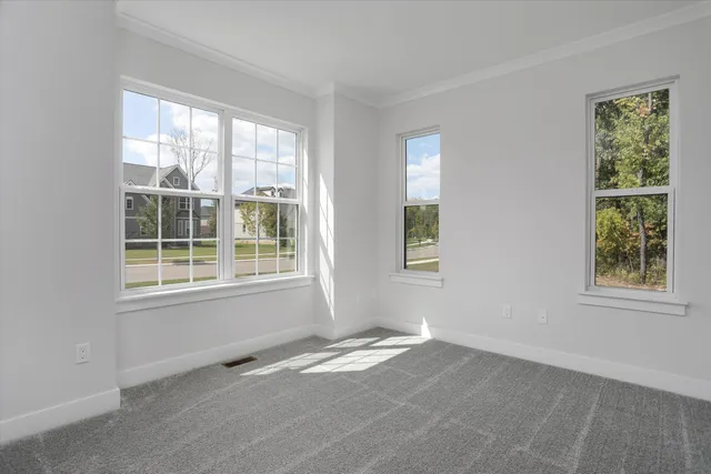 $649,900 | 359 Amelia Circle, South Lyon, MI 48178