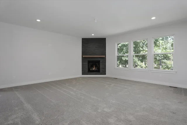 $649,900 | 359 Amelia Circle, South Lyon, MI 48178