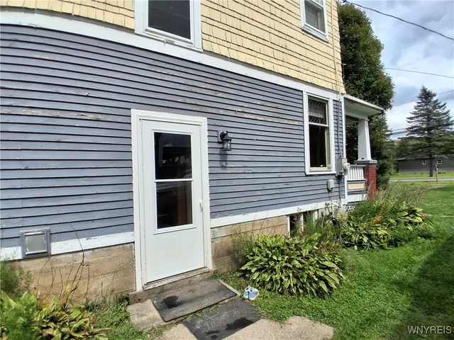 $164,900 | 9403 Highway 240, Ashford, NY 14171