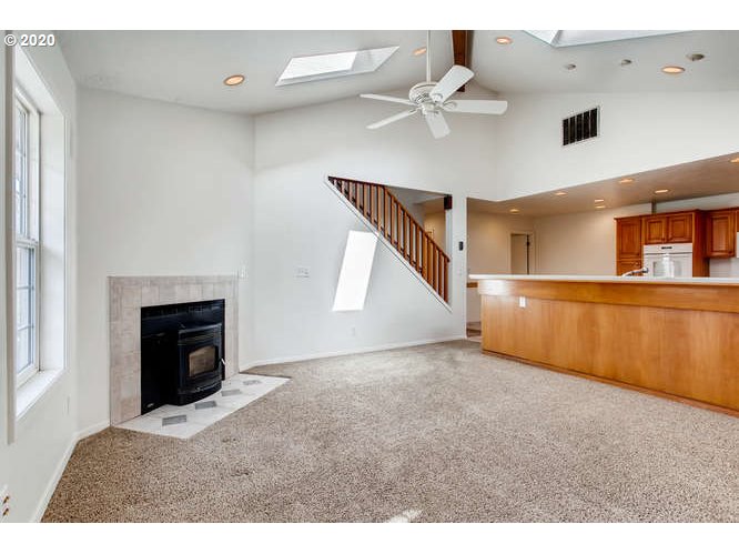 23939 Southwest Rosedale Road Beaverton, OR 97078 - Photo 13 of 28