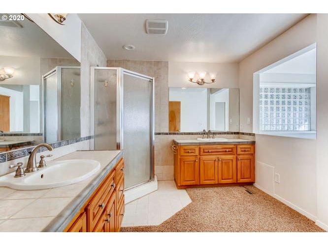 23939 Southwest Rosedale Road Beaverton, OR 97078 - Photo 16 of 28