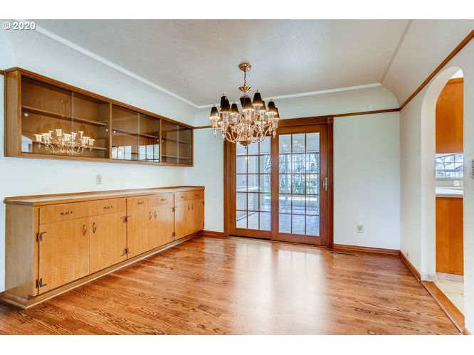 23939 Southwest Rosedale Road Beaverton, OR 97078 - Photo 7 of 28
