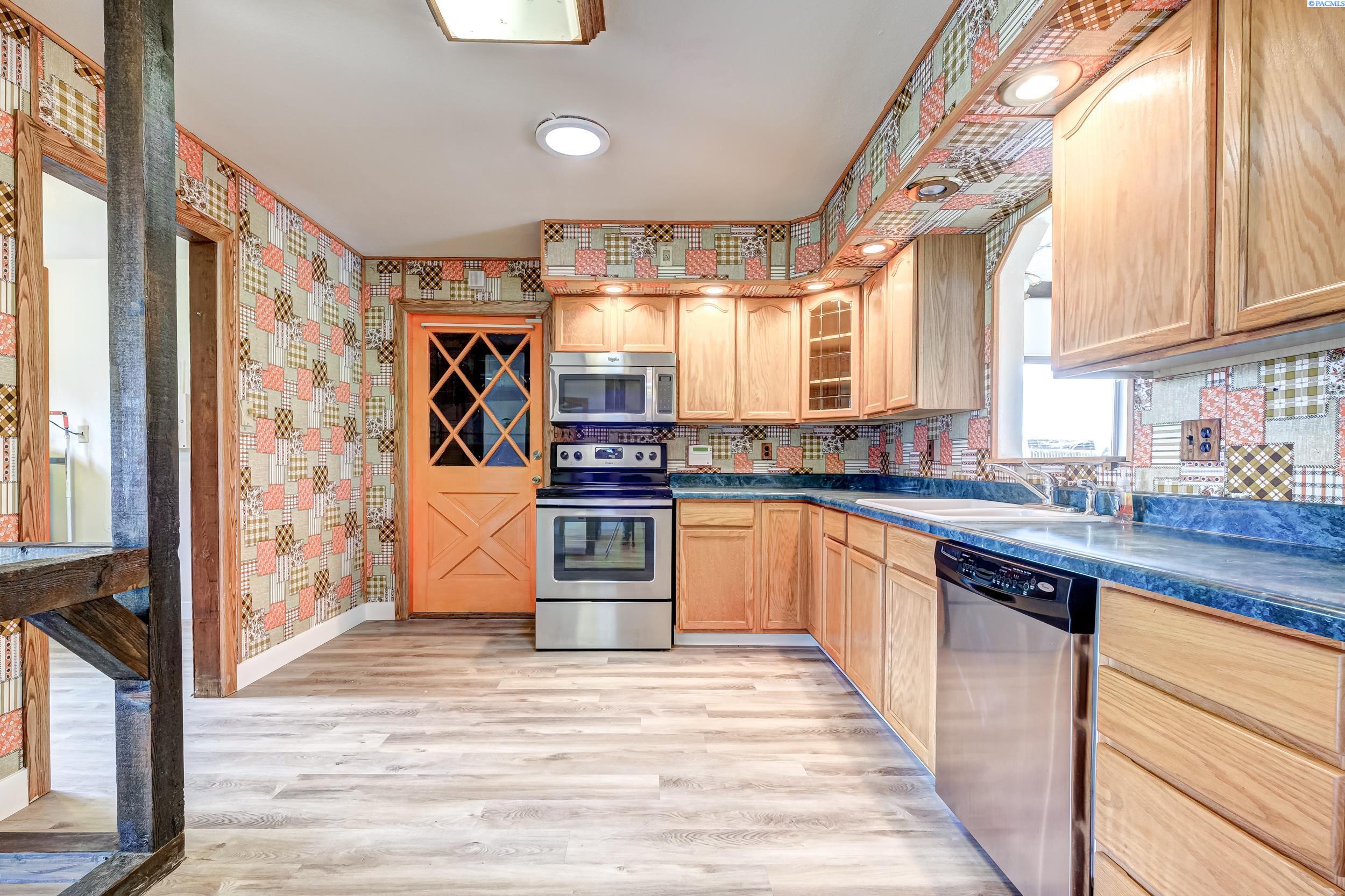 8502 North Bunn Road Prosser, WA 99350 - Photo 14 of 33 Gallery Image 14