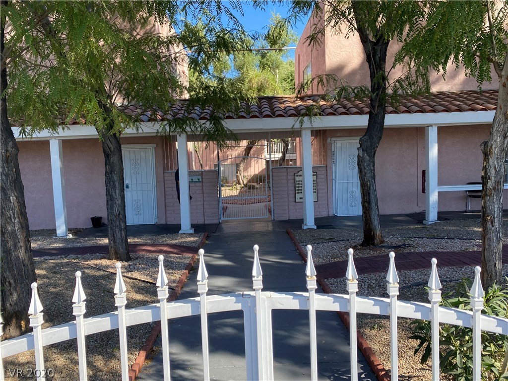 2230 East Desert Inn Road Las Vegas, NV 89169 - Photo 2 of 36