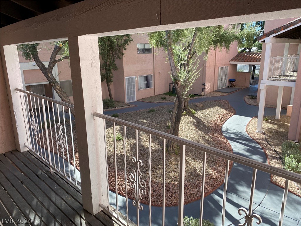 2230 East Desert Inn Road Las Vegas, NV 89169 - Photo 29 of 36