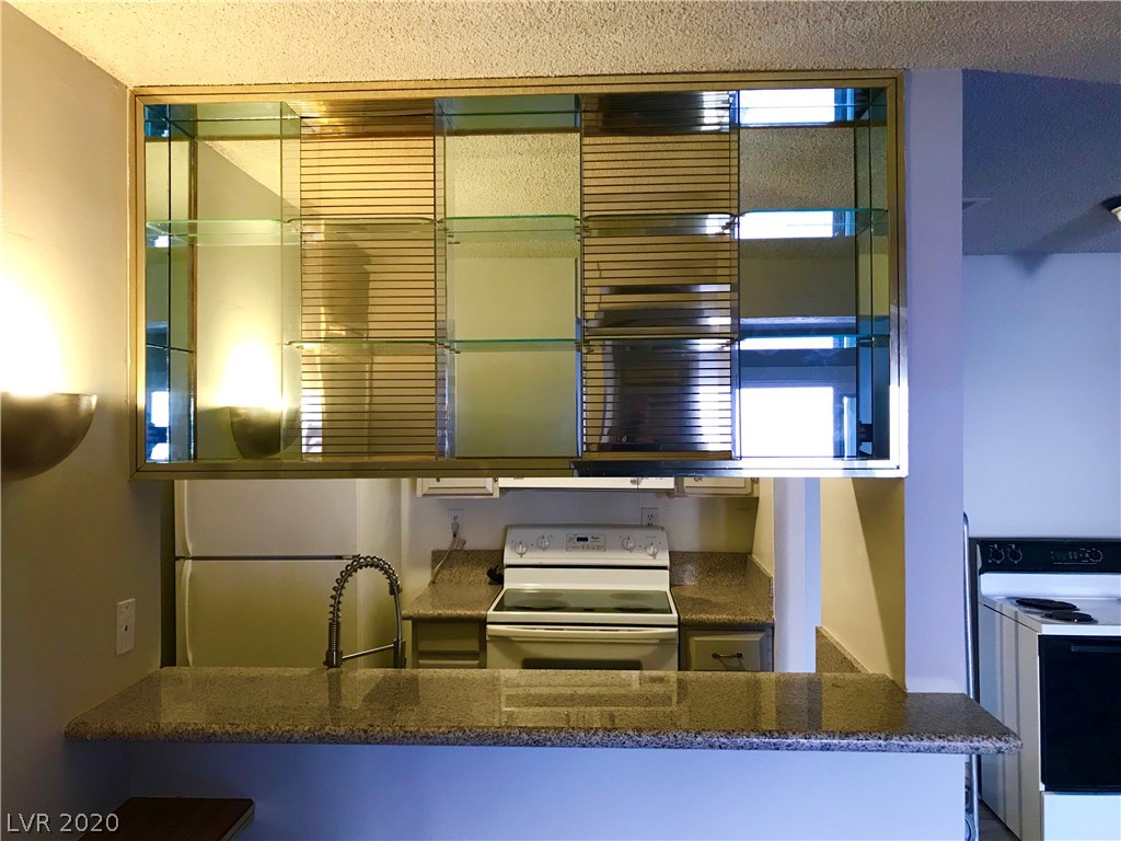 2230 East Desert Inn Road Las Vegas, NV 89169 - Photo 8 of 36