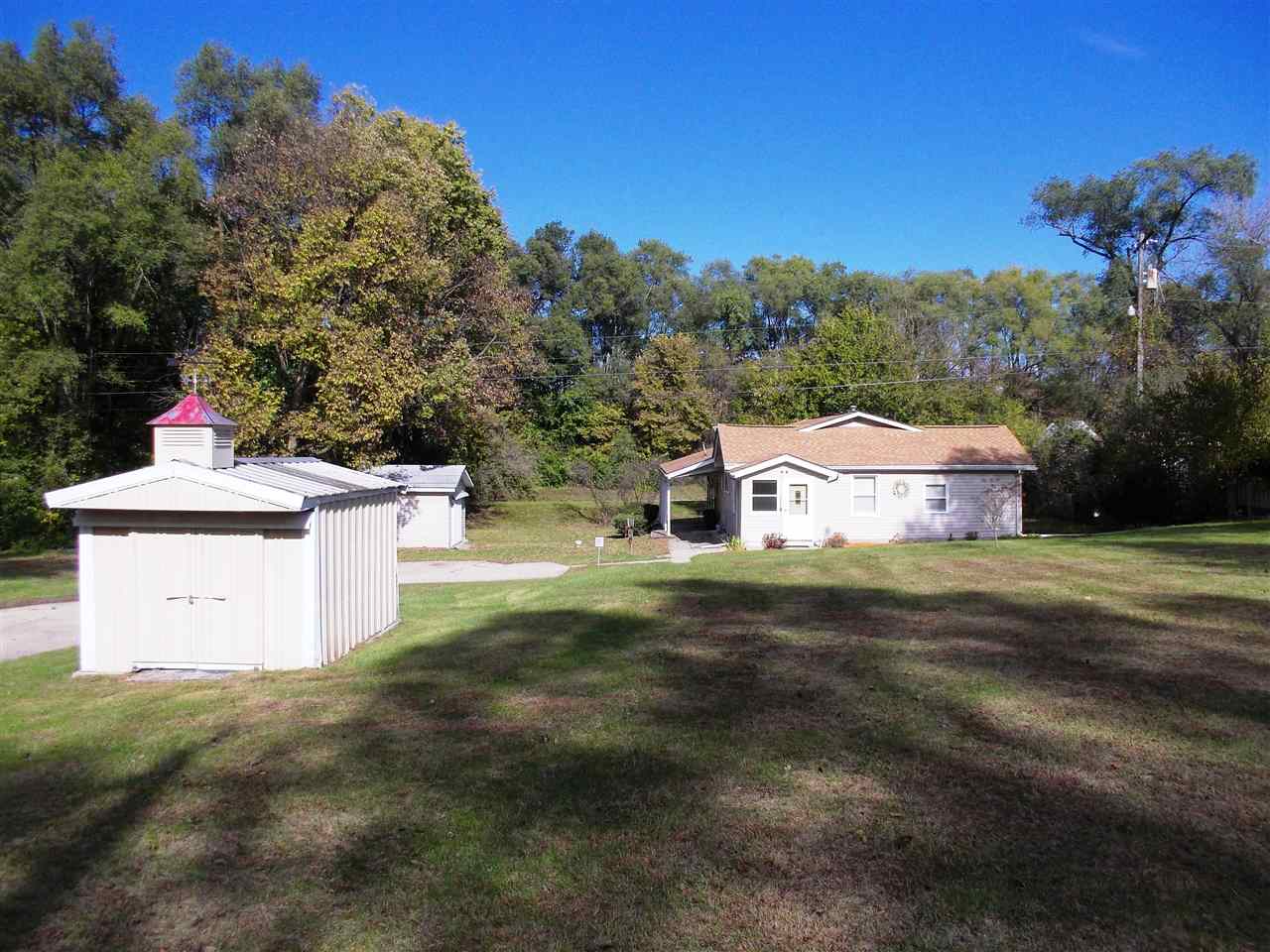 722 Taft Road Rockford, IL 61109 - Photo 1 of 18 Gallery Image 1