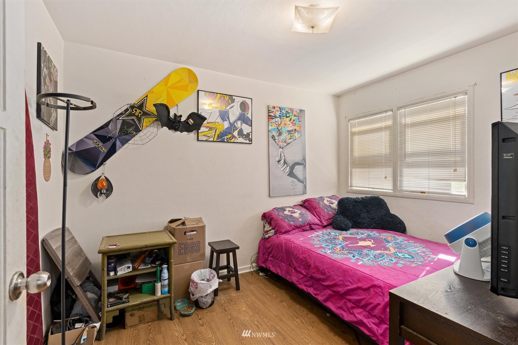 1005 Lane Place, Unit A&B Everett, WA 98203 - Photo 23 of 31 a bedroom with a bed and a window