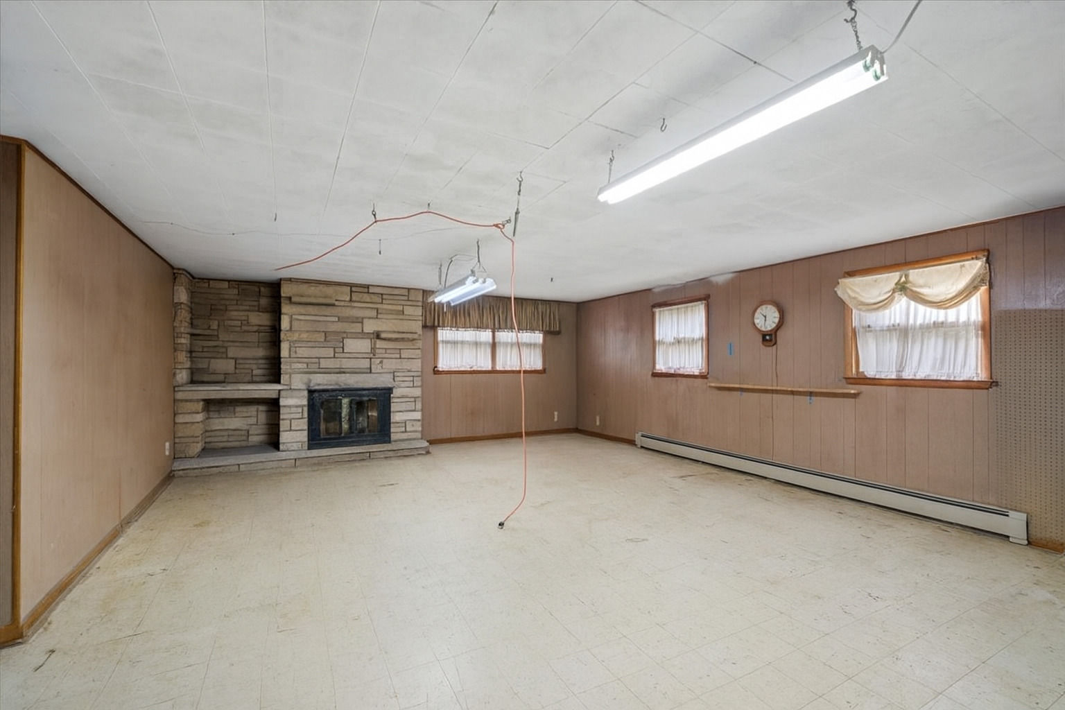 1068 North Hainesville Road Round Lake, IL 60073 - Photo 11 of 31 an empty room with windows