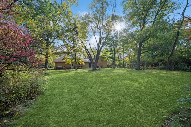 $411,000 | 1068 North Hainesville Road, Round Lake, IL 60073