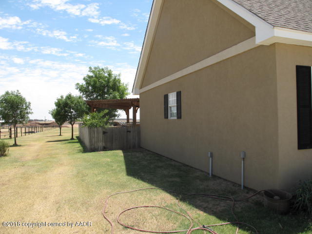 8951 Greyhawk Road Amarillo, TX 79119 - Photo 7 of 29 IMG_2434