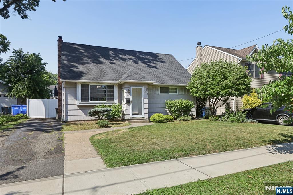 53 Yahara Avenue Rutherford, NJ 07070 - Photo 2 of 26