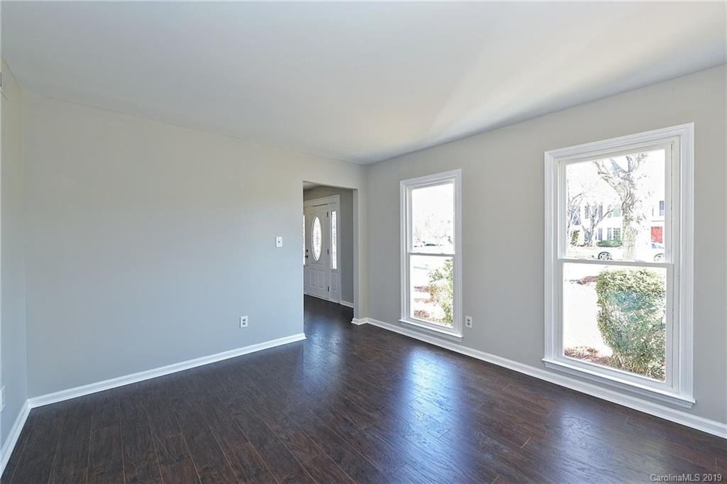 10313 Fairway Ridge Road Charlotte, NC 28277 - Photo 4 of 24