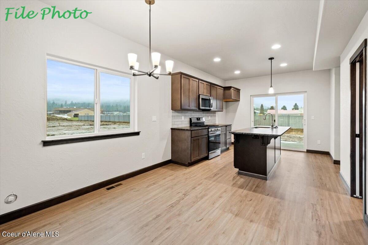 1108 Jersey Street Sandpoint, ID 83864 - Photo 14 of 38 Dining - Kitchen