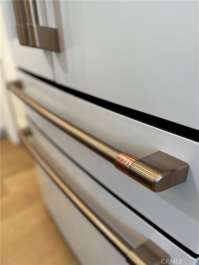 283 Cambridge Way Newport Beach, CA 92660 - Photo 14 of 33 a close view of tap