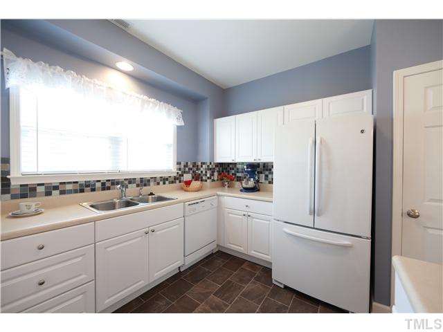 4540 Centrebrook Circle Raleigh, NC 27616 - Photo 8 of 25 Gallery Image 8