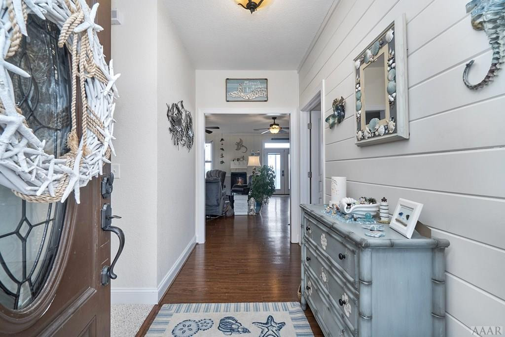 996 Waterlily Road Coinjock, NC 27923 - Photo 5 of 69 Gallery Image 5