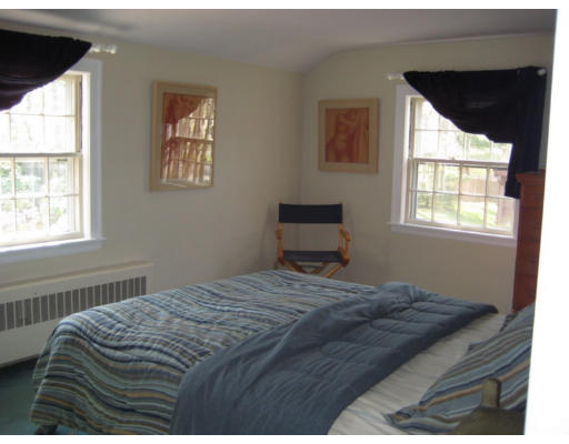 290 Hunting Road Needham, MA 02494 - Photo 18 of 22