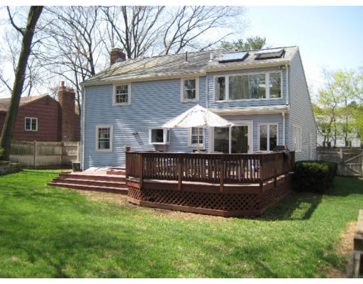290 Hunting Road Needham, MA 02494 - Photo 3 of 22