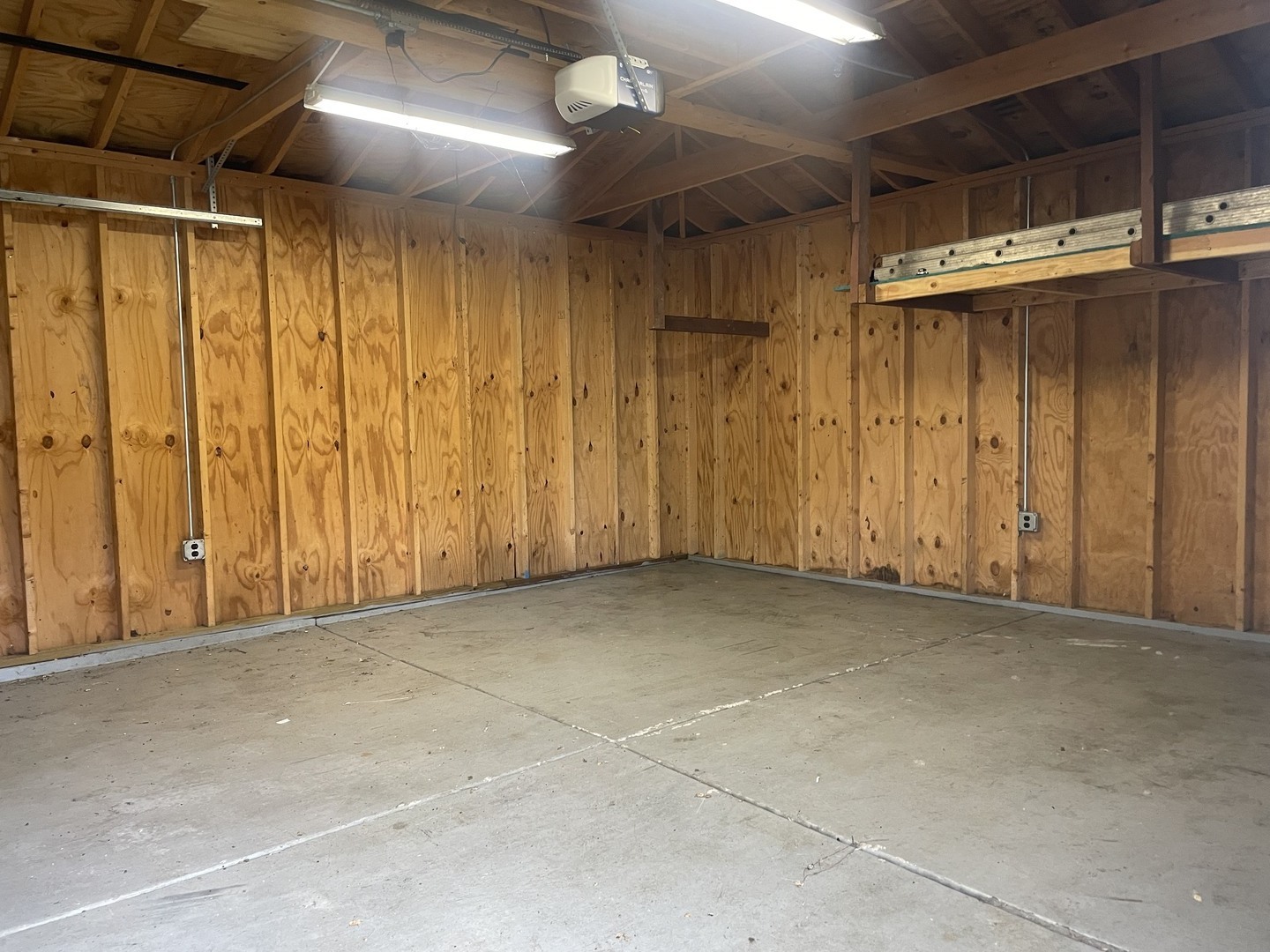 10073 West Crissy Avenue Beach Park, IL 60099 - Photo 2 of 9 a view of an empty room