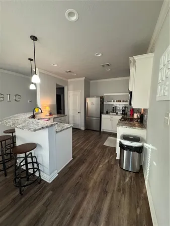 $3,295 | 6967 Halter Loop, College Station, TX 77845