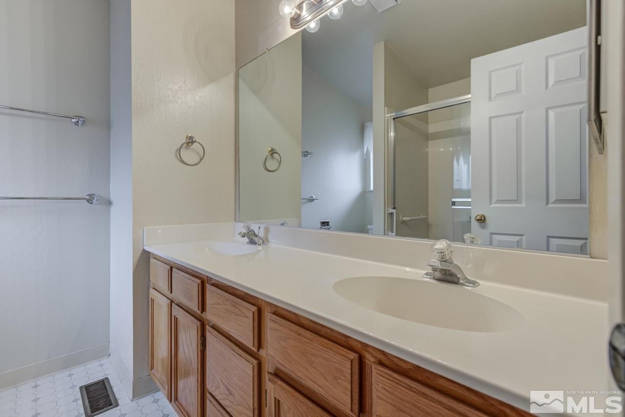 6354 Chesterfield Lane Reno, NV 89523 - Photo 7 of 11 Photo 7