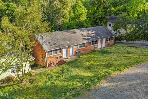 $1,150,000 | 210 Purefoy Road, Unit 16, Chapel Hill, NC 27514