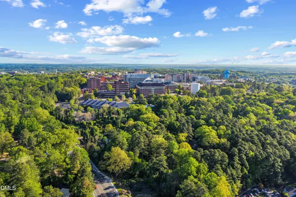 $1,150,000 | 210 Purefoy Road, Unit 16, Chapel Hill, NC 27514