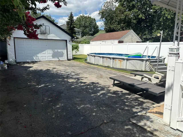 a house view with a outdoor space